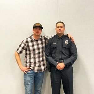 Meet your Posher, Dustin